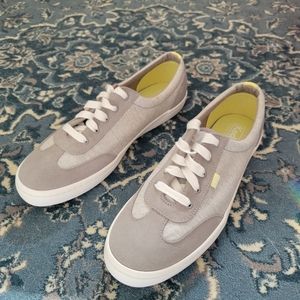 Grey Keds